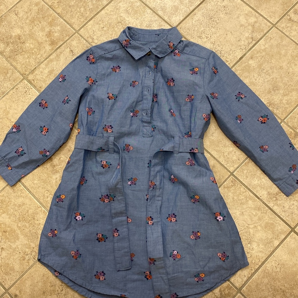 l.O.G.G dress size 3T brand new